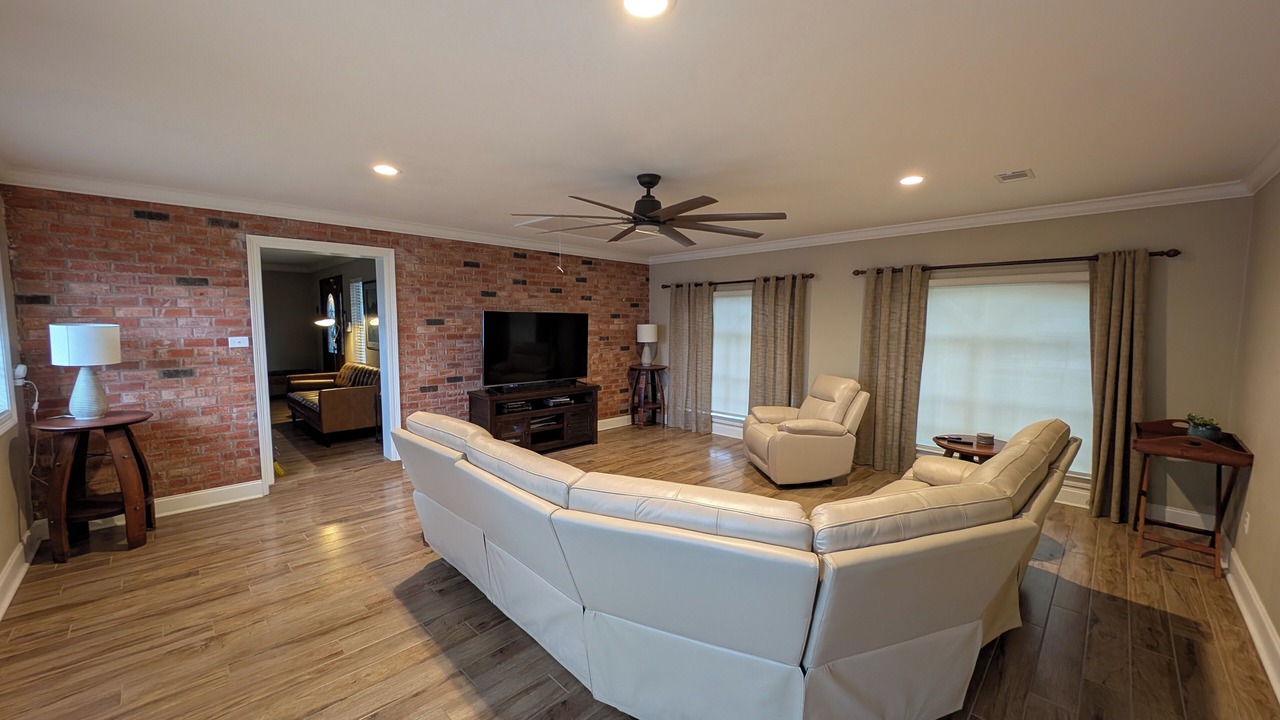 Photo of Livingroom in Freetown - Port Rico