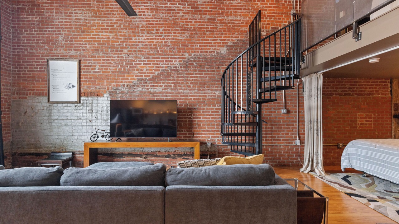 Photo of Bedroom in Downtown