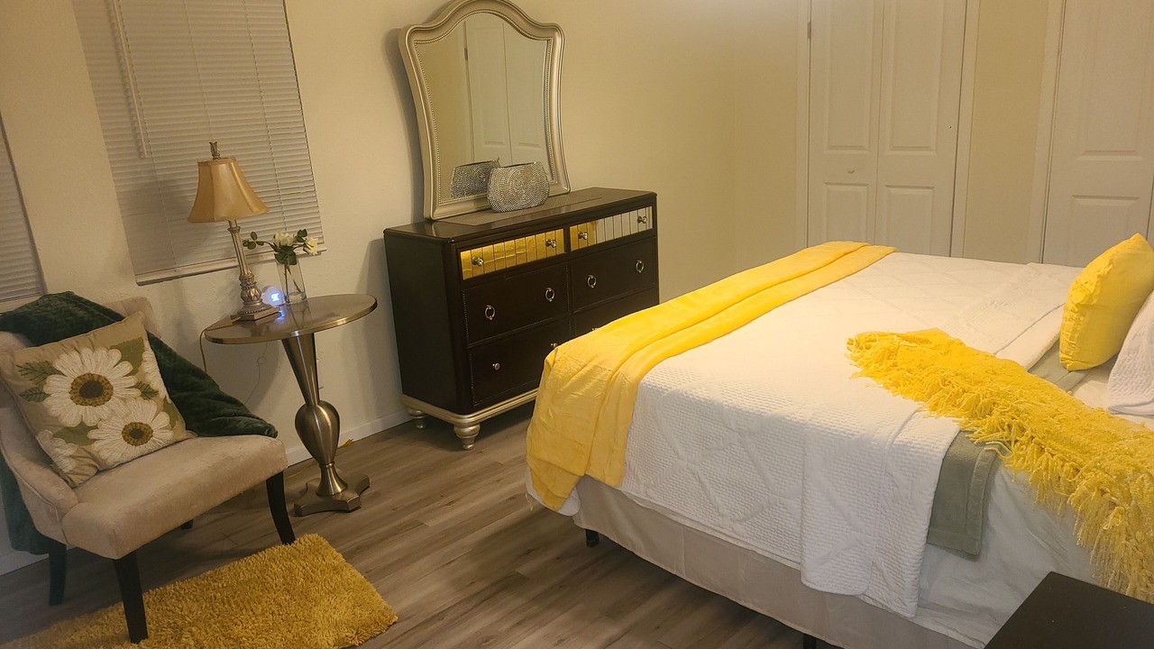 Photo of Bedroom in Harvey