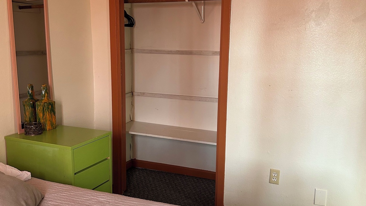 Photo of Bedroom in Holy Cross District