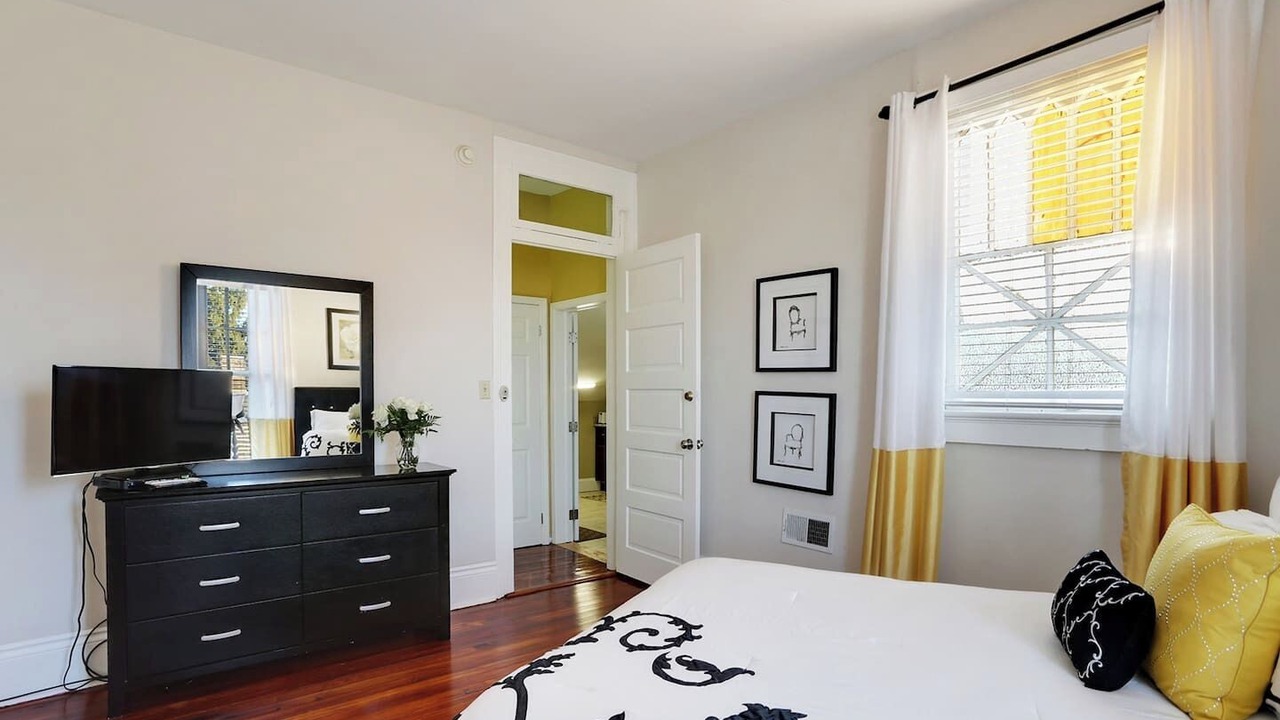 Photo of Bedroom in Treme