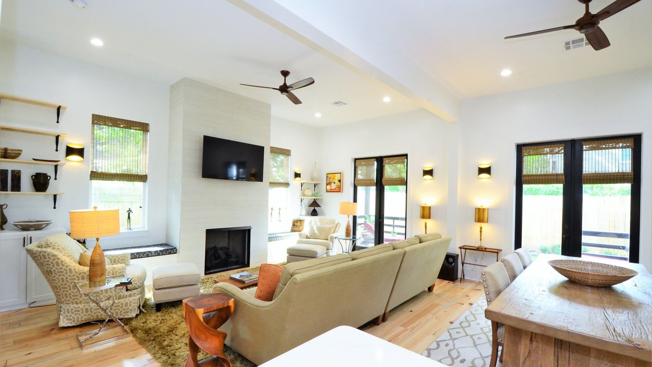 Photo of Livingroom in West Riverside