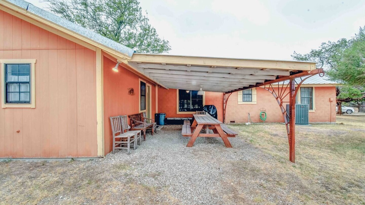 Photo of Outdoor in Glen Rose