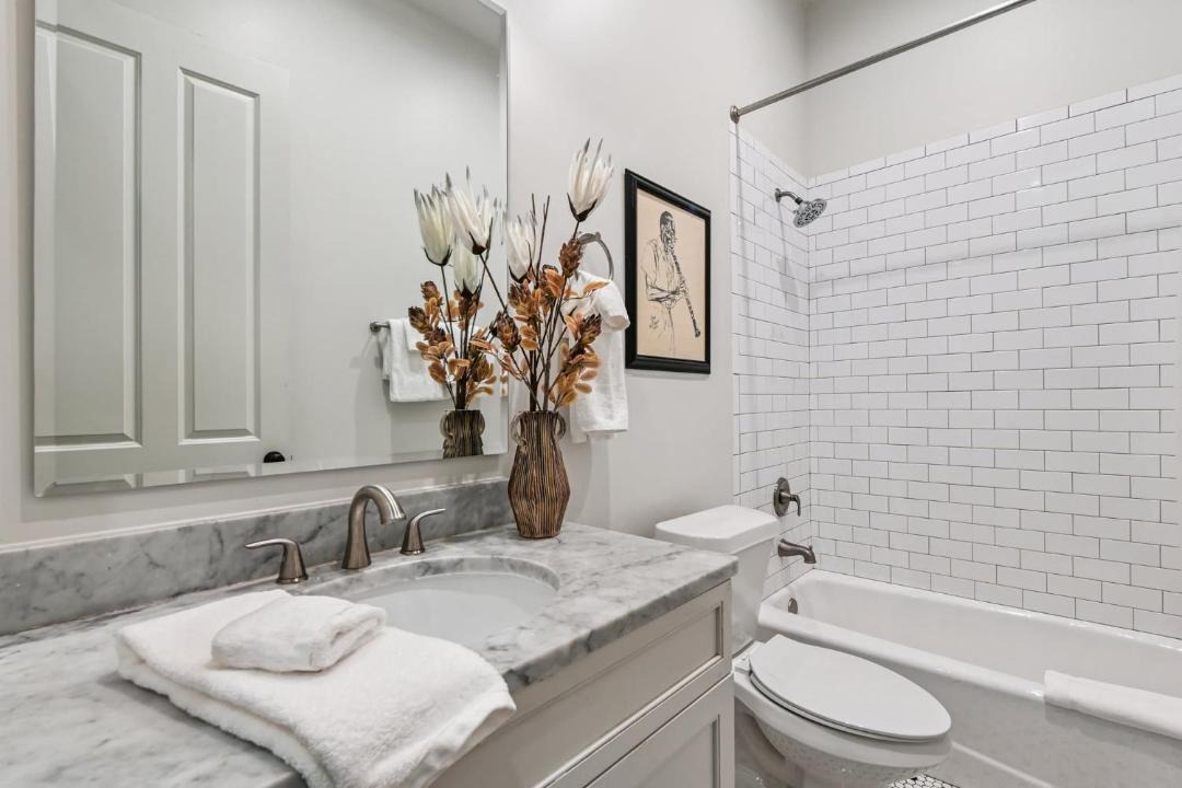 Photo of Bathroom in Central Business District