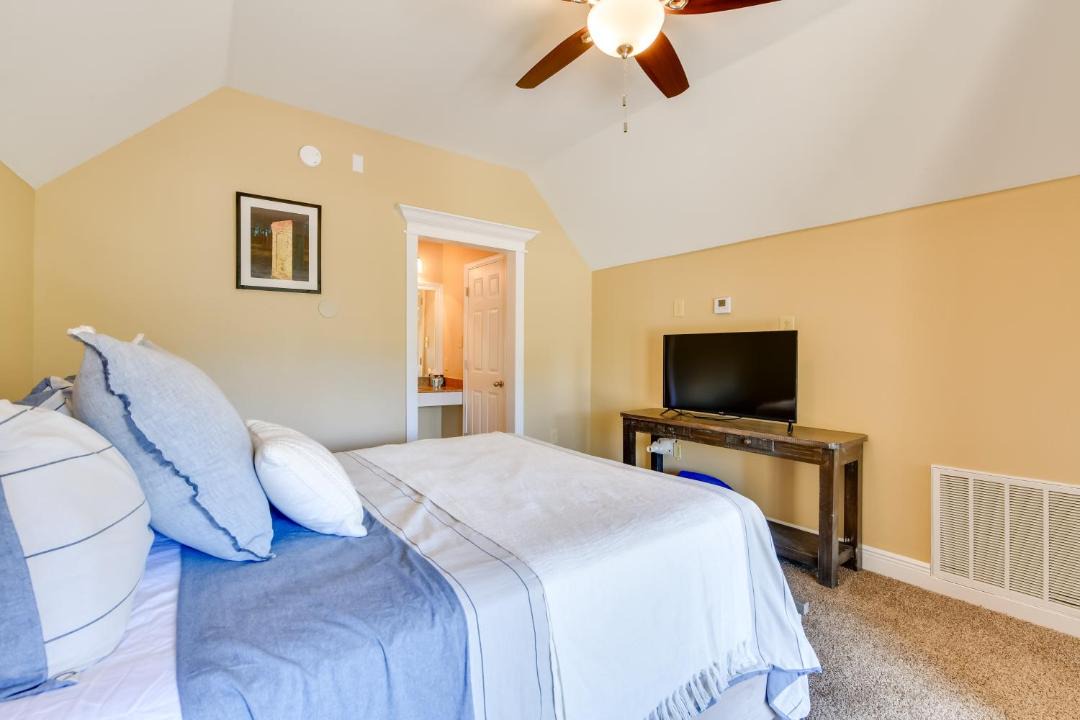 Photo of Bedroom in Springfield