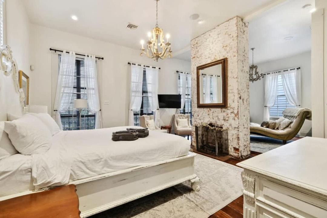 Photo of Bedroom in Lower Garden District
