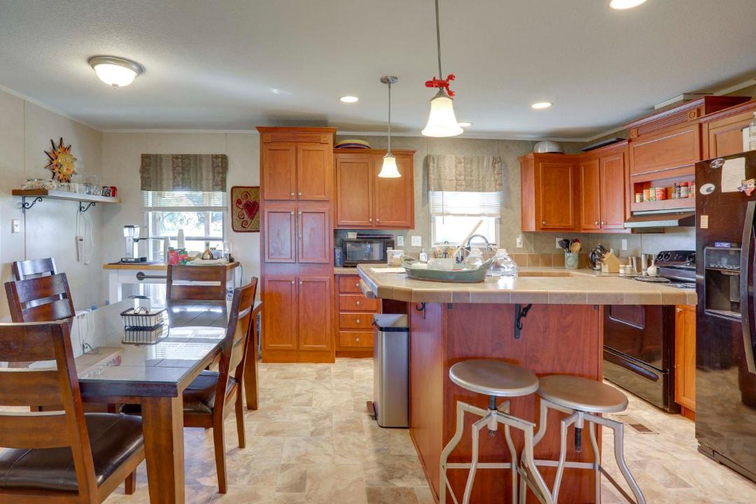 Photo of Kitchen in Boothville-Venice