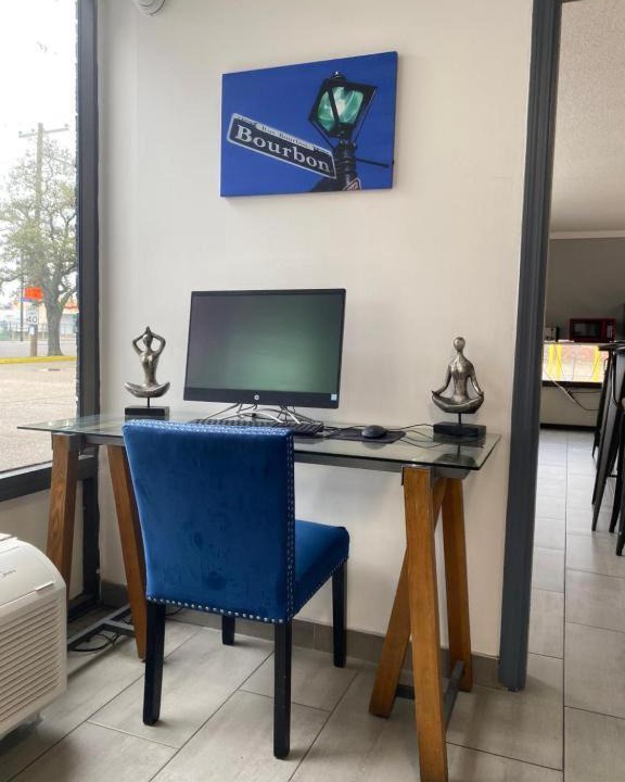Photo of Livingroom in Pines Village