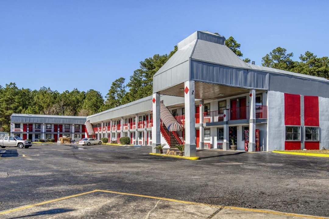 Photo of Others in Pineville