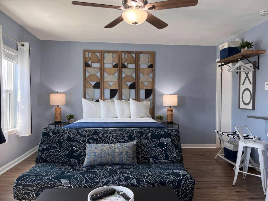 Photo of Bedroom in Surfside Beach