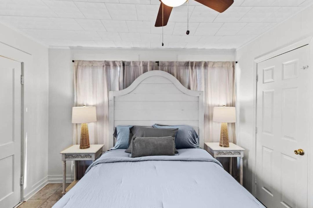Photo of Bedroom in Mooringsport