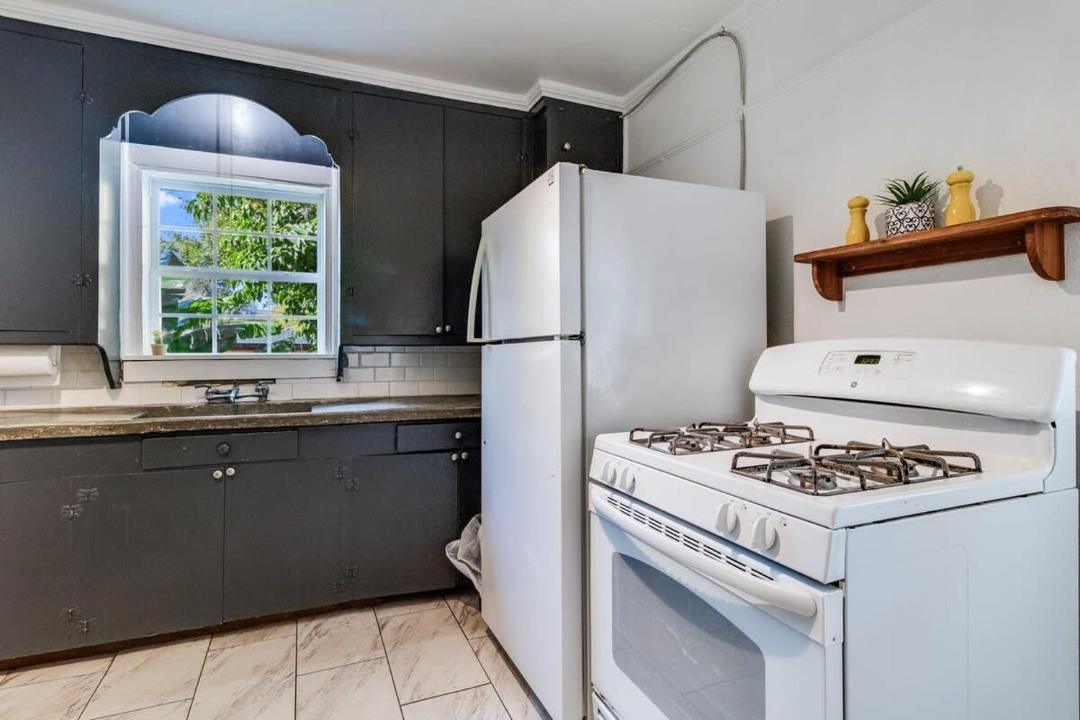 Photo of Kitchen in Freetown - Port Rico