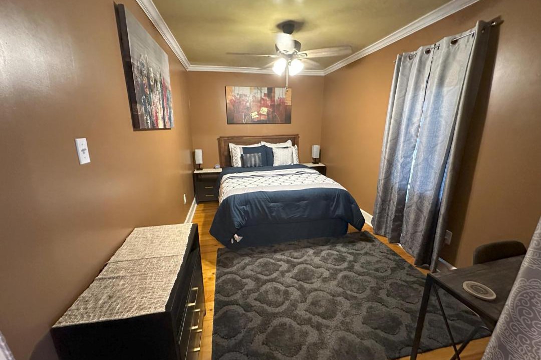 Photo of Bedroom in Scott