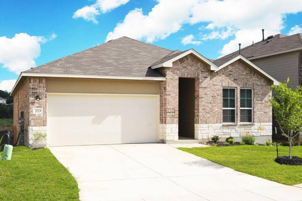Photo of Others in Stone Oak