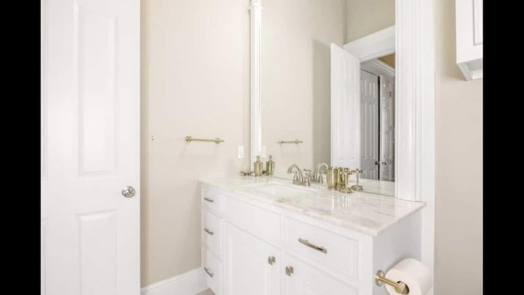 Photo of Bathroom in Crowley