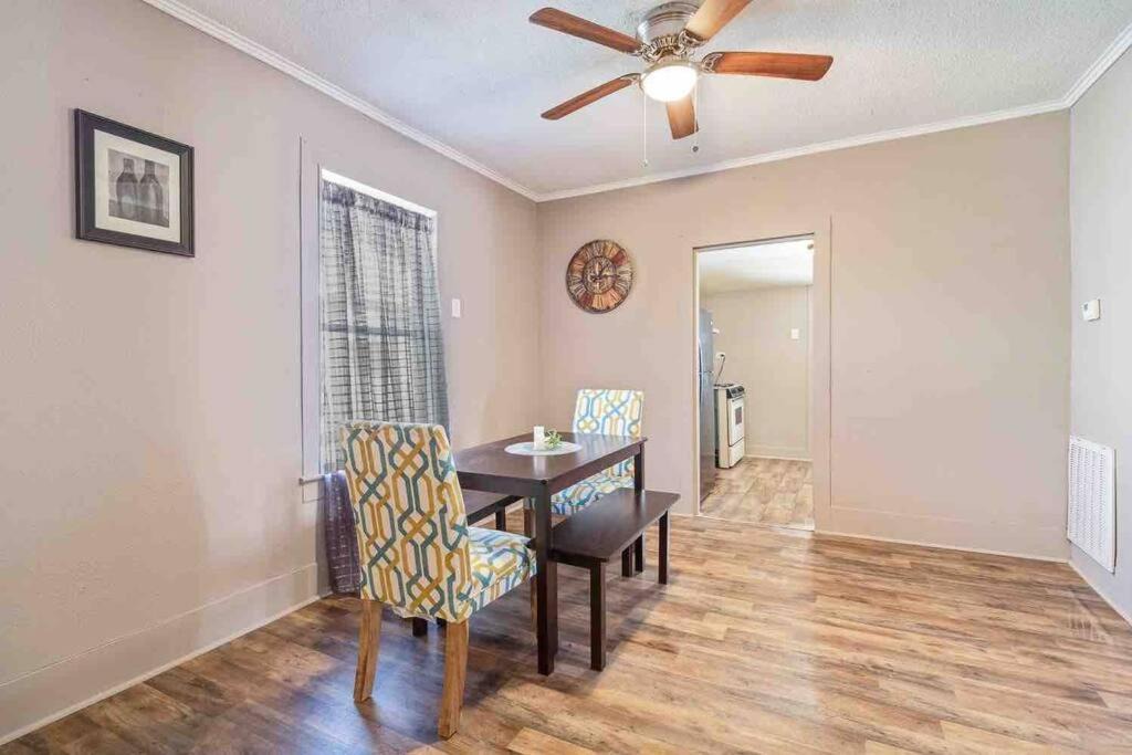Photo of Livingroom in New Iberia