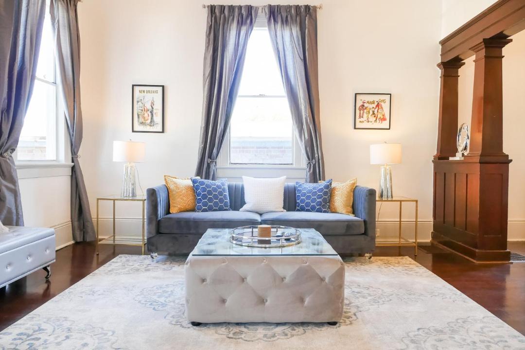 Photo of Livingroom in Algiers Point