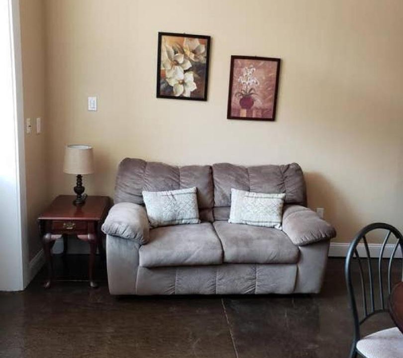 Photo of Livingroom in Algiers Point