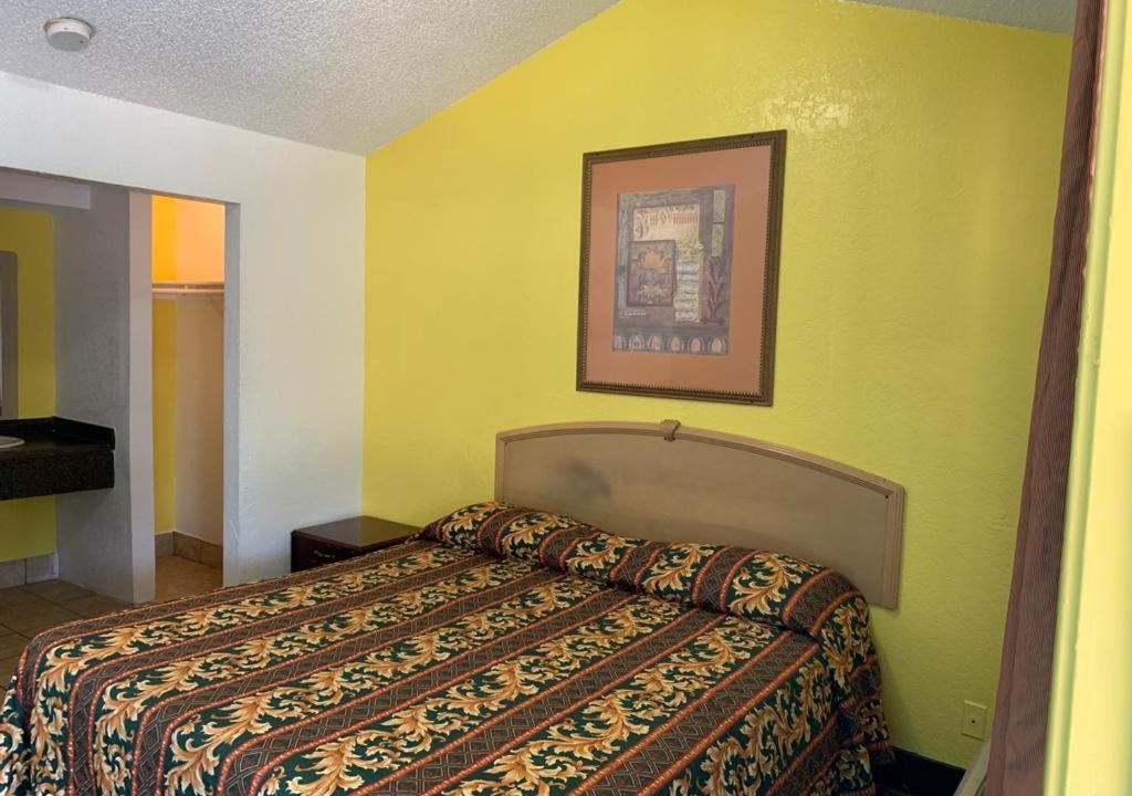 Photo of Bedroom in South Arlington
