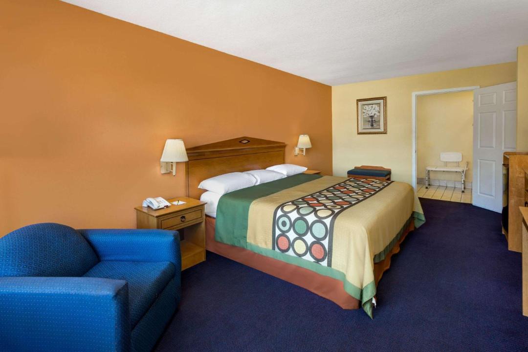 Photo of Bedroom in Breaux Bridge