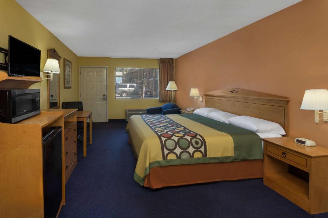 Photo of Bedroom in Breaux Bridge