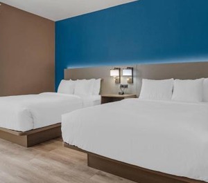 Comfort Suites 