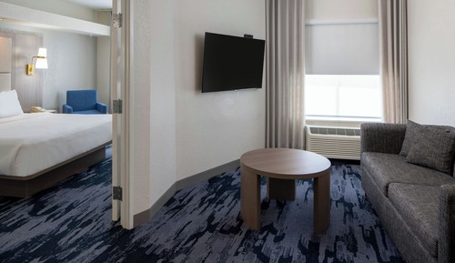 Suite, 1 Bedroom, Hearing Accessible (Accessible Bathtub)