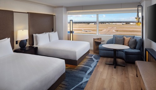 Room, 2 Queen Beds, Accessible, Bathtub