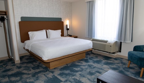 Suite, One King Bed, Non-Smoking