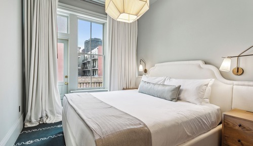 Standard Apartment, 5 Bedrooms, City View