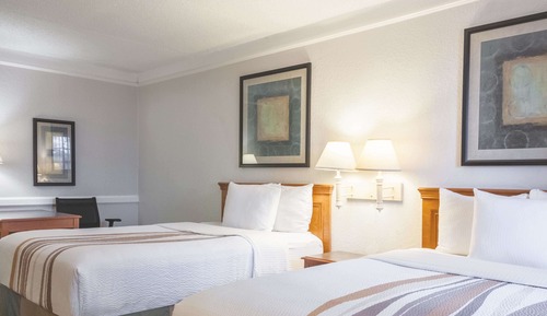 Deluxe Room, 2 Double Beds