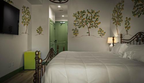 King Suite with Balcony