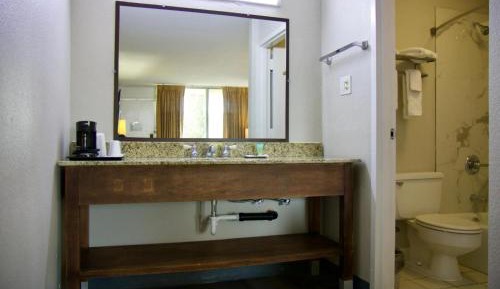Double Queen Room