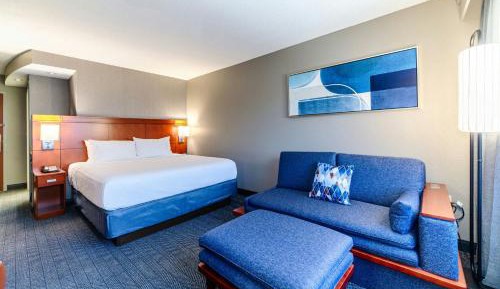 King Room with Roll-In Shower and Sofa Bed - Mobility Access/Hearing Accessible