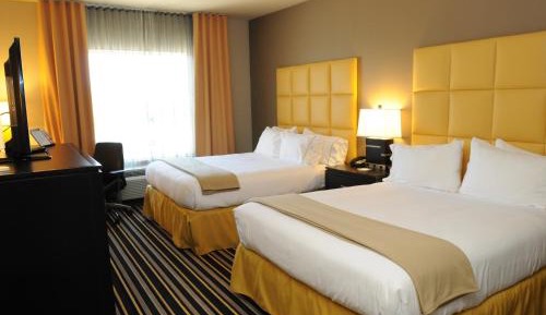 Standard Queen Room with Two Queen Beds