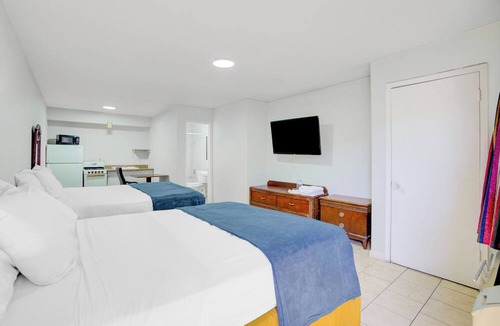 West San Antonio Hotel | Super 7 Inn By Oyo San Antonio N.W. Medical Center