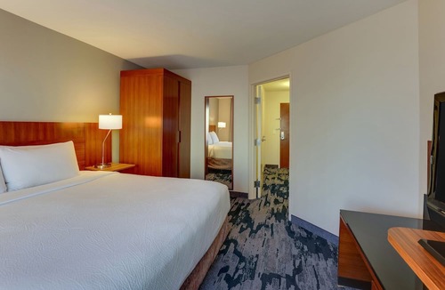 Fort Worth Hotel | Fairfield Inn & Suites Fort Worth I-30 West near NAS JRB