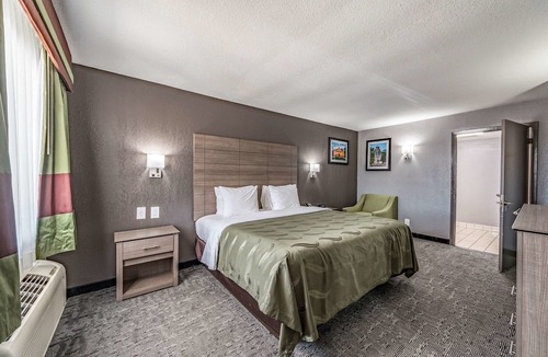 Arena District Hotel | Quality Inn I-10 East near Frost Bank Center