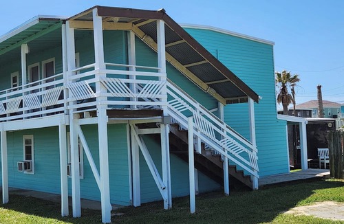 Surfside Beach Apartment | The Mark at Surfside, Apt. 10