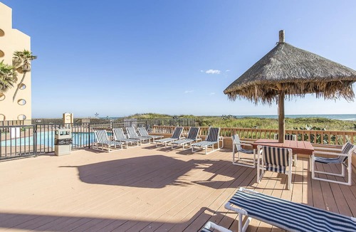 South Padre Island Condo | Suntide II 505 - Top Floor Condo w/Vaulted Ceilings, Private Balcony, Beachfront Pool & Spa, Direct Ocean Access