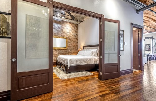 Hot Springs Condo | Capone's Loft -Most unique luxury place to stay in downtown Hot Springs!