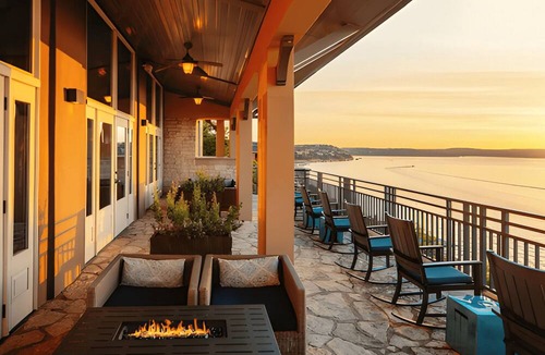 Lakeway Hotel | King Lakeview with Balcony at Lakeway Resort & Spa, Pool!