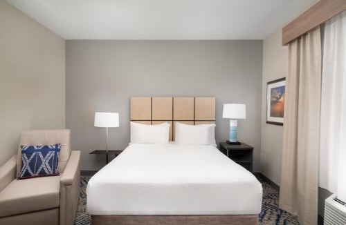 Gonzales Hotel | Candlewood Suites Gonzales - Baton Rouge Area by IHG