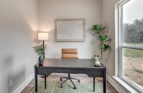 Thurber House | Beach + Brazos River Access! Family-Friendly Haven