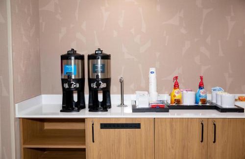 Jennings Hotel | Hampton Inn & Suites Jennings