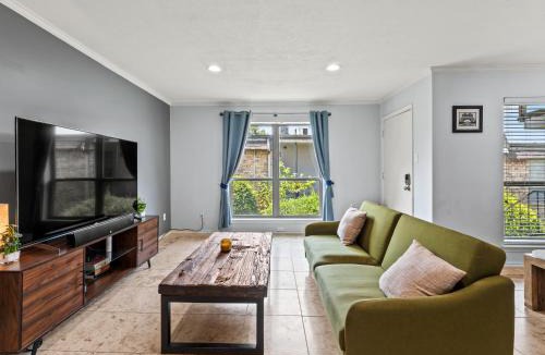 North Dallas Apartment | Spacious Preston Hollow Condo