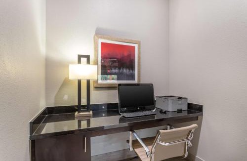 Vinton Hotel | Best Western Casino Inn