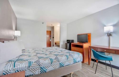 Abbeville Hotel | Motel 6-Abbeville, LA