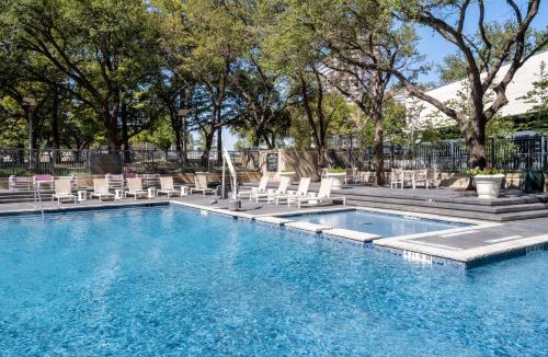 North Dallas Hotel | Hilton Dallas Lincoln Centre by the Galleria
