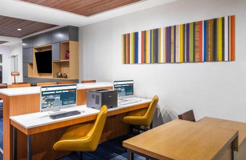 Webster Hotel | Holiday Inn Express Houston Space Center-Clear Lake by IHG